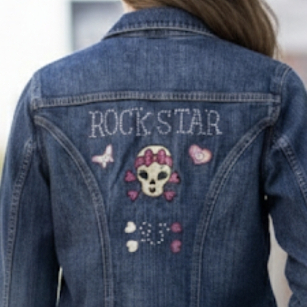 Levis Signature Women’s Jean Jacket Size S
